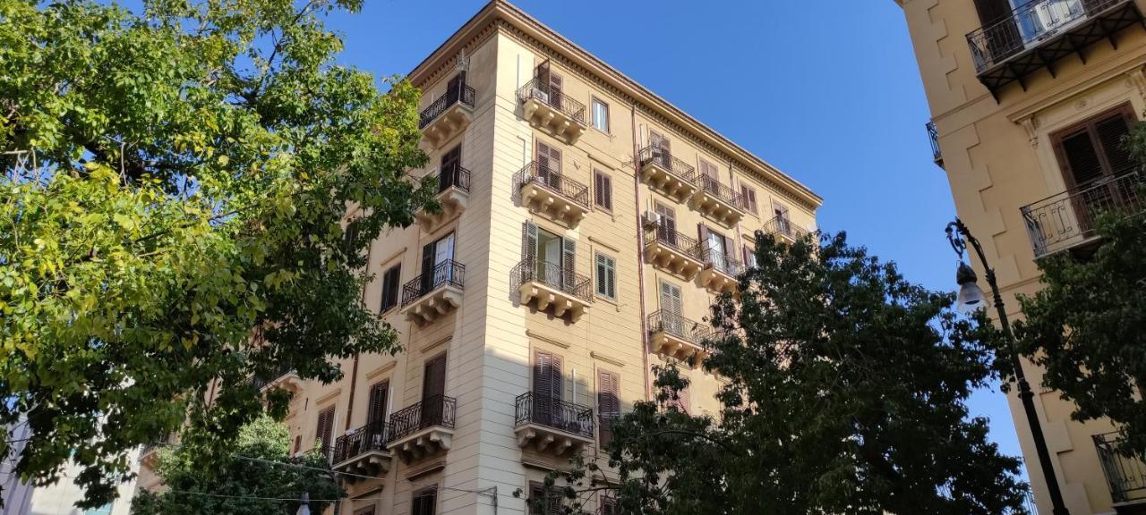 Hotel Politeamari Palermo Exterior foto